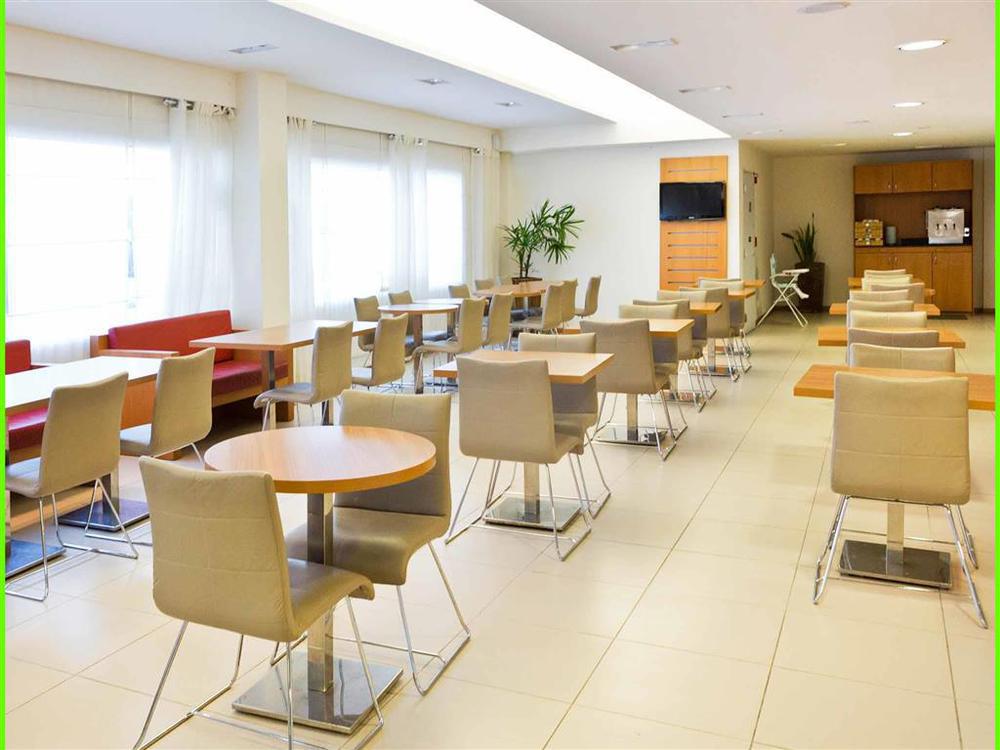 Ibis Petrolina Hotel Étterem fotó